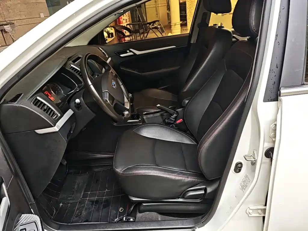 Geely Vision — миниатюра 15