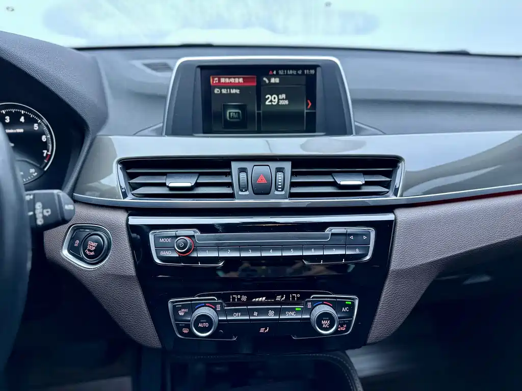 BMW X1 — миниатюра 8