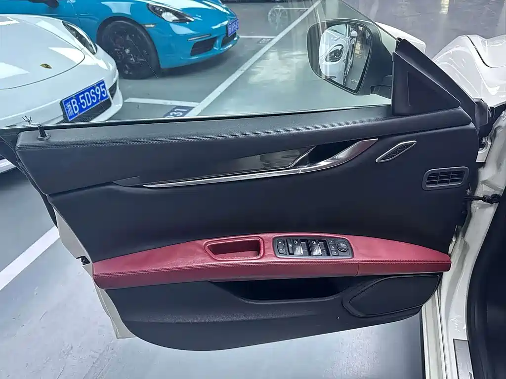 Maserati Ghibli — миниатюра 7
