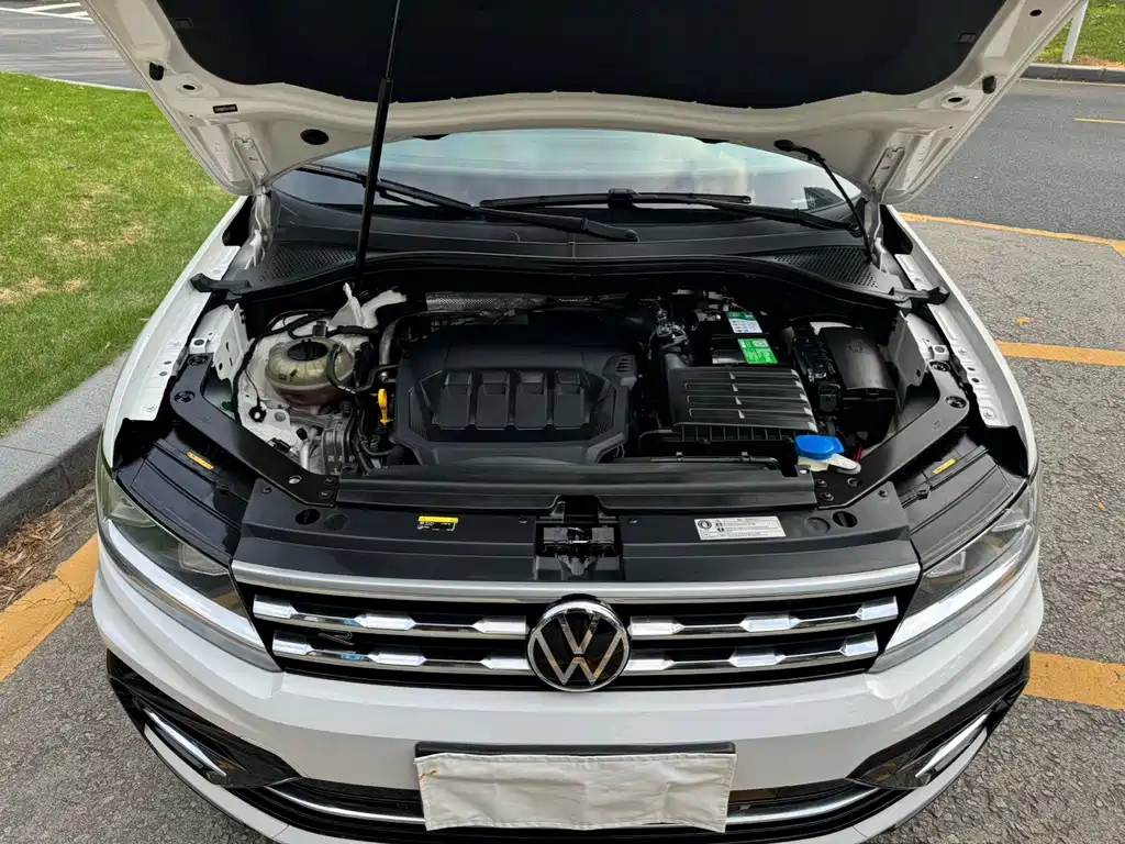 Volkswagen Tiguan L — миниатюра 12