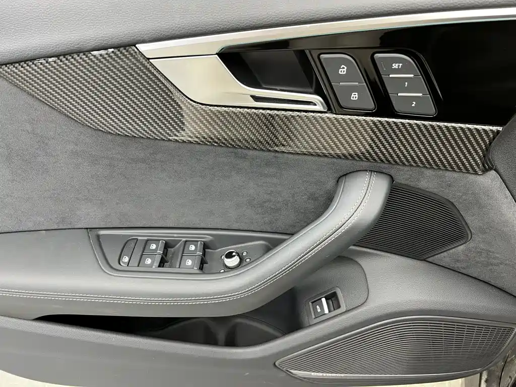 Audi RS 5 — миниатюра 20
