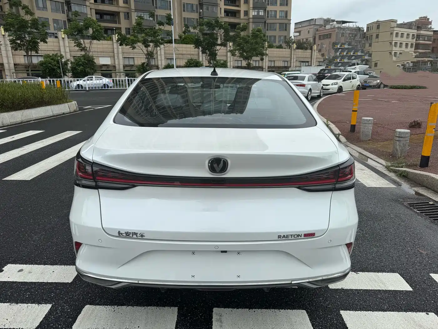 Chang'an Ruicheng PLUS 2023 Белый из Китая