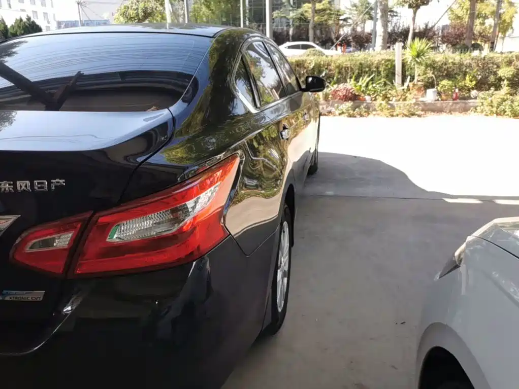 Nissan Teana — миниатюра 8