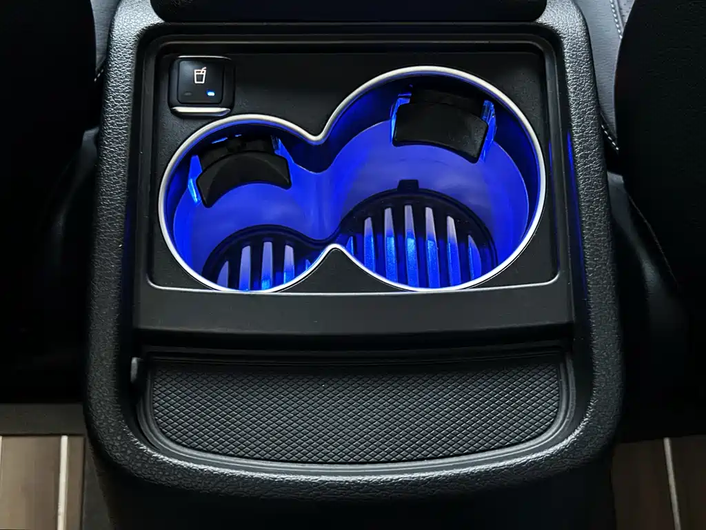 MERCEDES-BENZ V CLASS