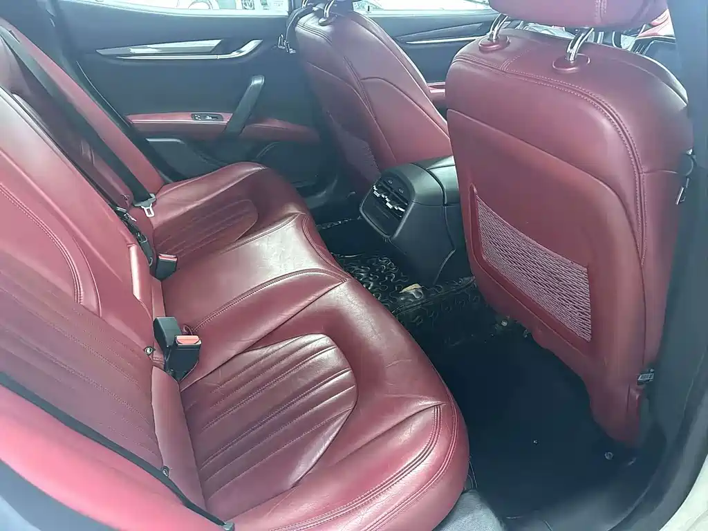 Maserati Ghibli — миниатюра 10
