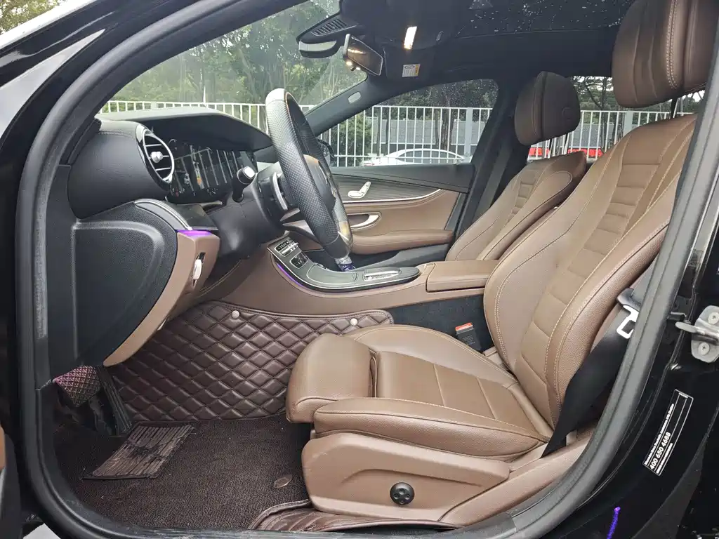 Mercedes-Benz E-Class — миниатюра 14