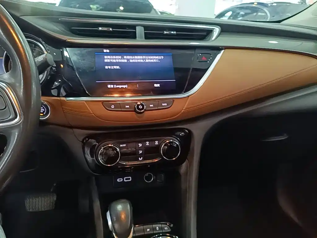 Buick Encore GX — миниатюра 13