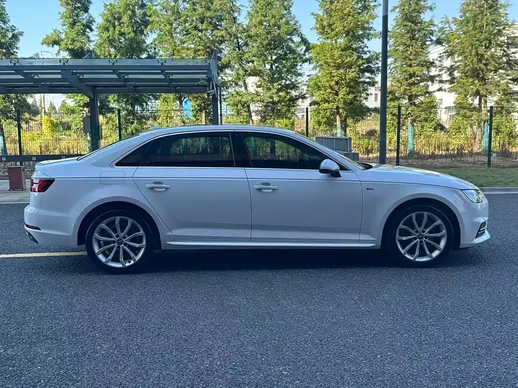 Audi A4L — миниатюра 19