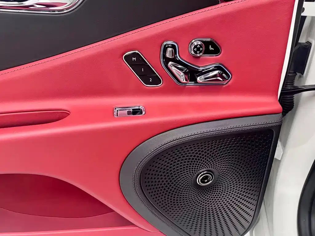 Bentley Flying Spur — миниатюра 11