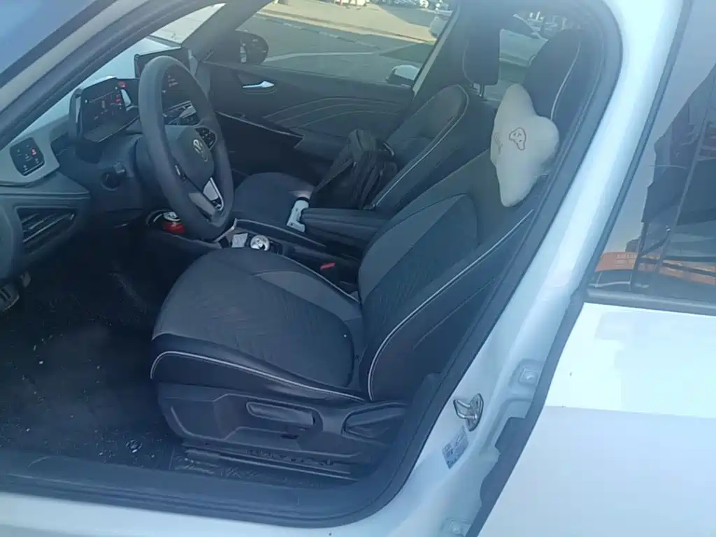 Volkswagen ID.3 — миниатюра 15