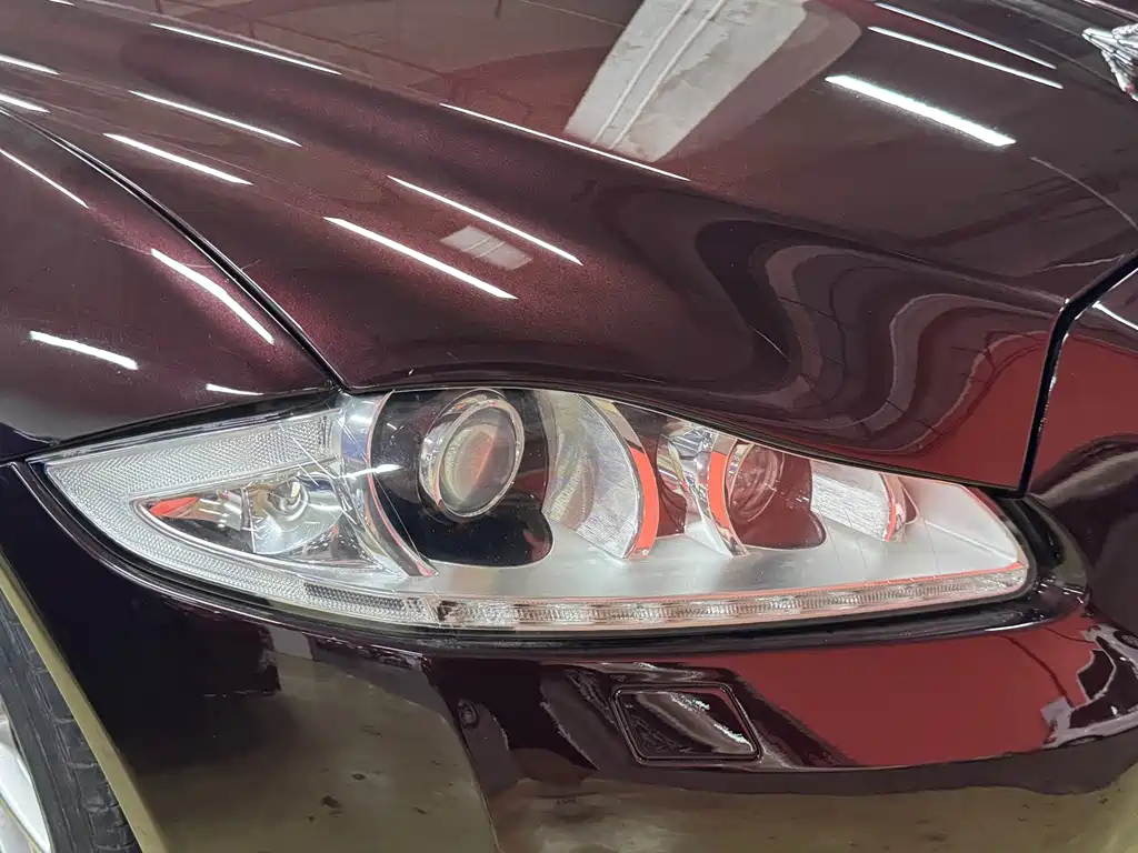 Jaguar XJ — миниатюра 16