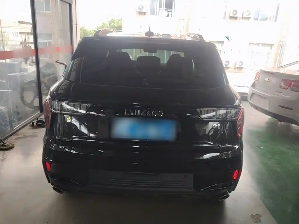 Lynk & Co 01 — миниатюра 6
