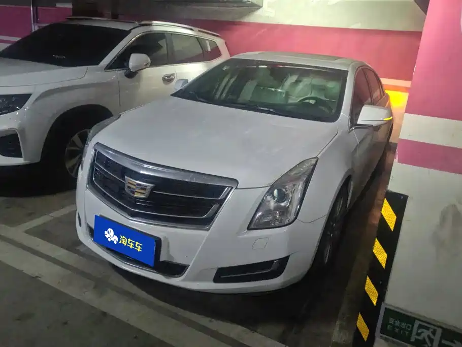 Cadillac XTS
