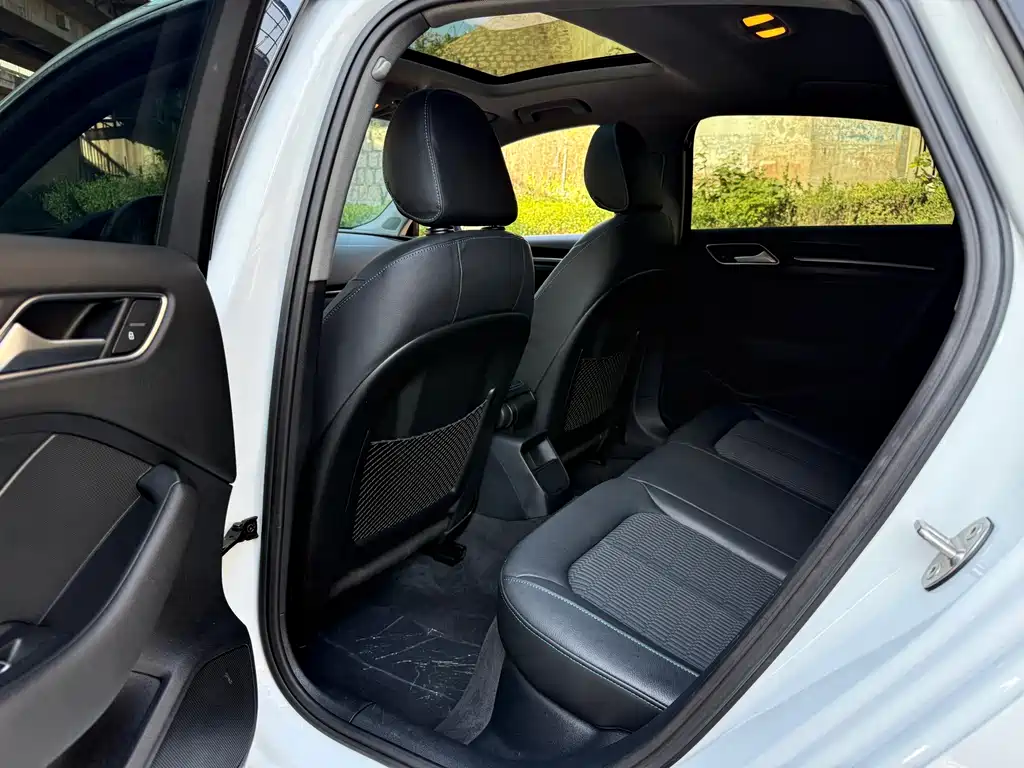 Audi A3 — миниатюра 9