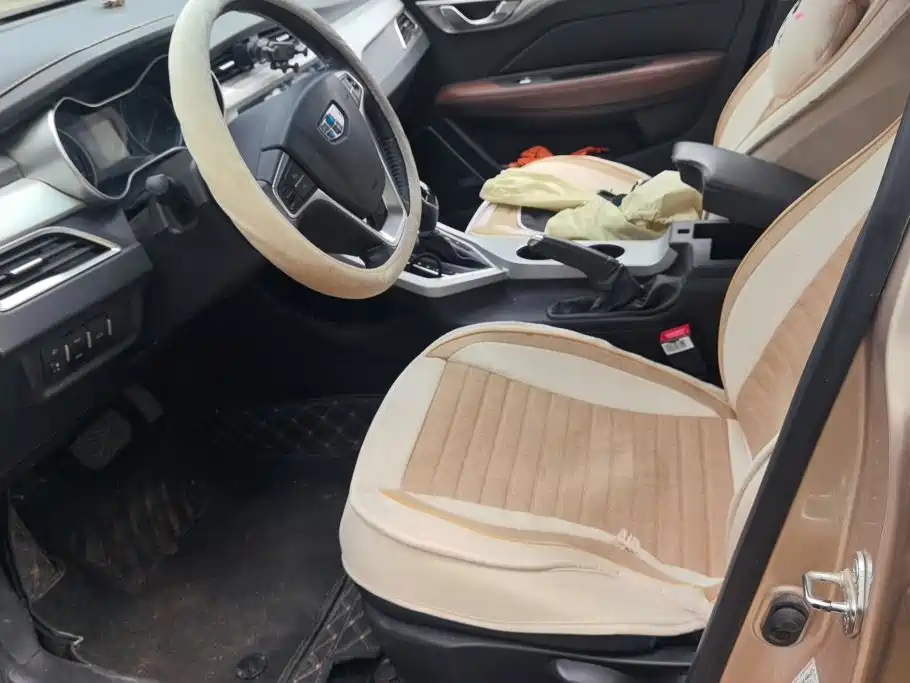 Geely Vision — миниатюра 9