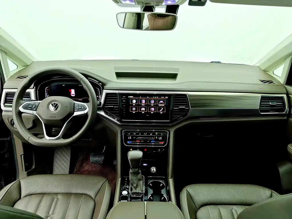 Volkswagen Viloran — миниатюра 11