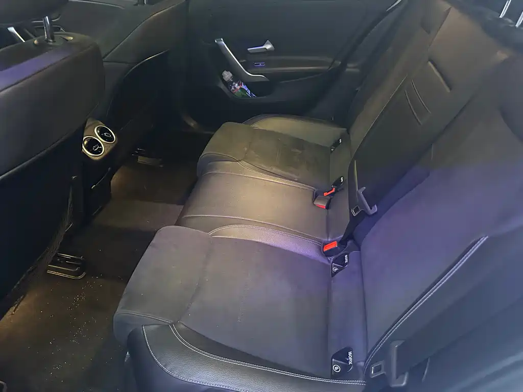 Mercedes-Benz A-Class — миниатюра 9