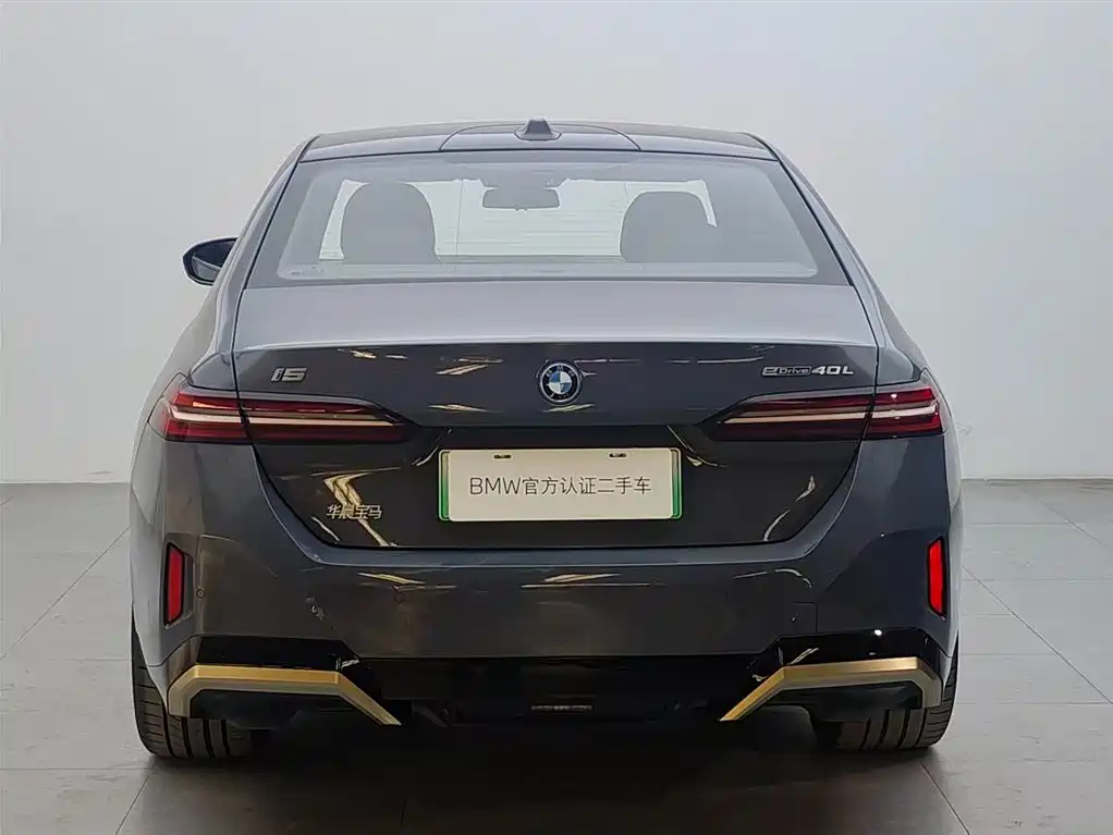 BMW i5 2025 eDrive 40L M Sport