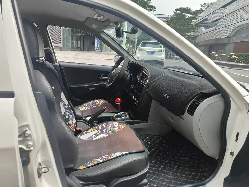 Soueast V3 2015 1.5L AMT