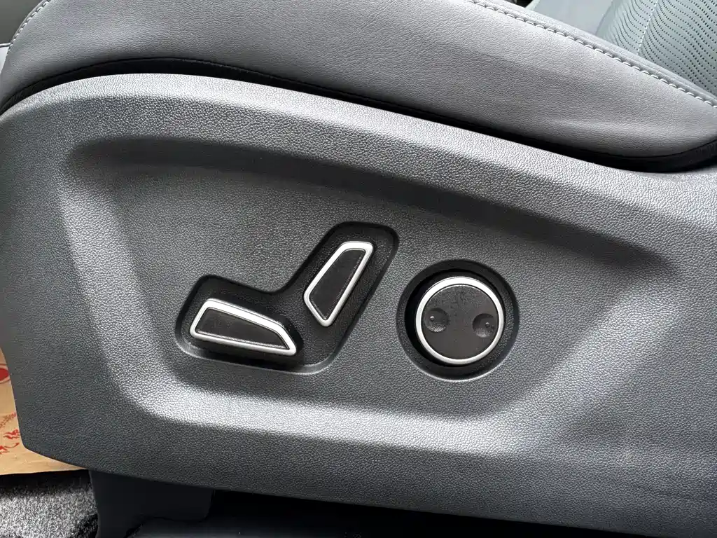 Changan UNI-Z — миниатюра 6