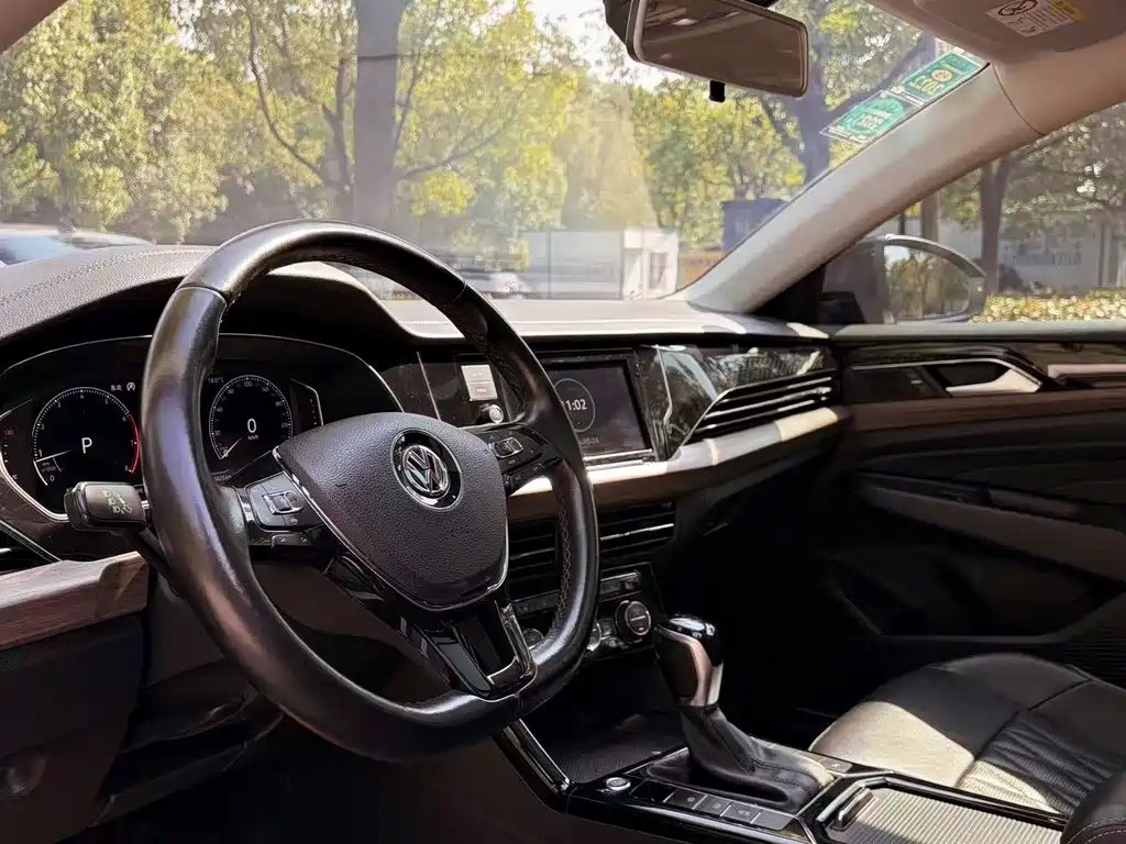 Volkswagen Passat — миниатюра 14