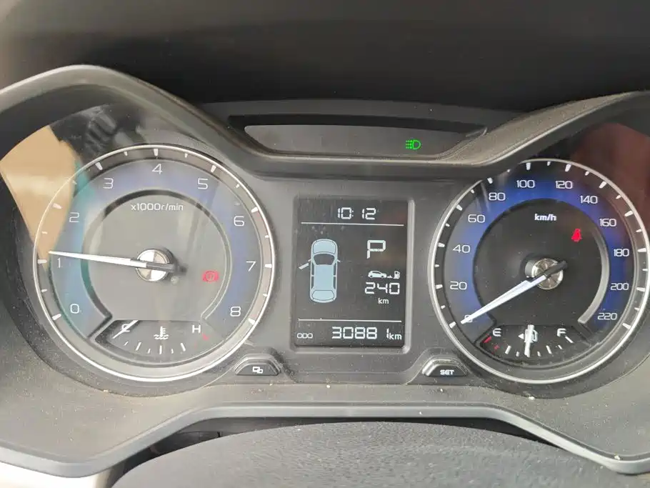 Geely Vision X3 — миниатюра 14