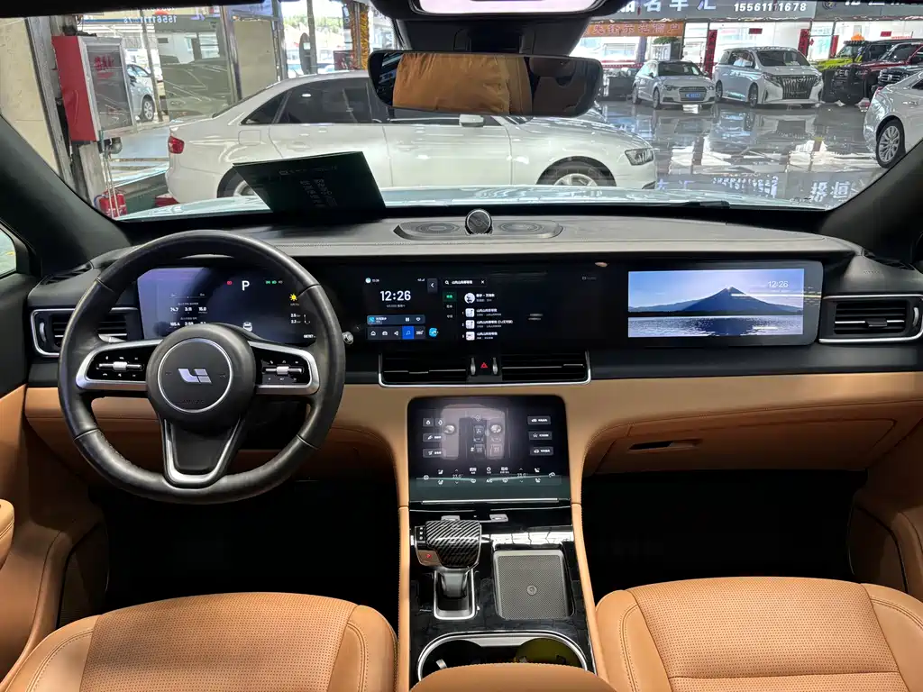 Li Auto Li ONE — миниатюра 6