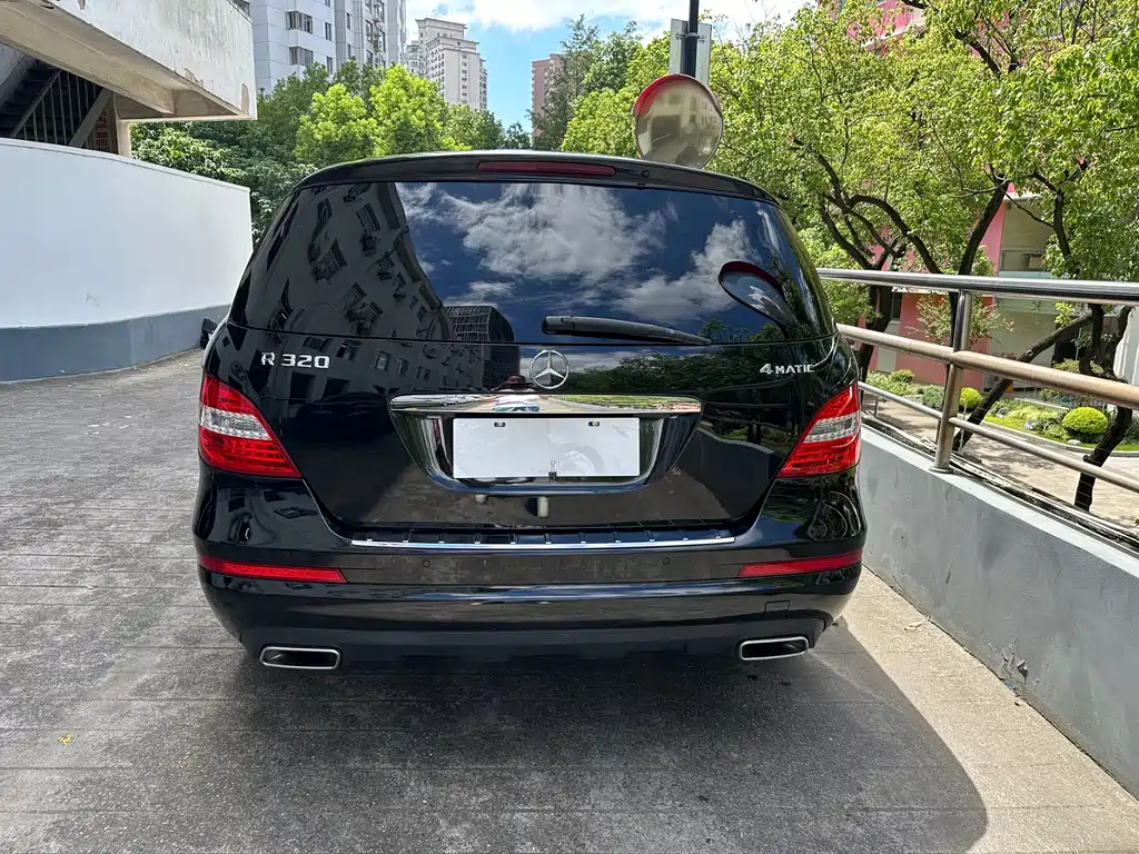 Mercedes-Benz R-Class — миниатюра 15