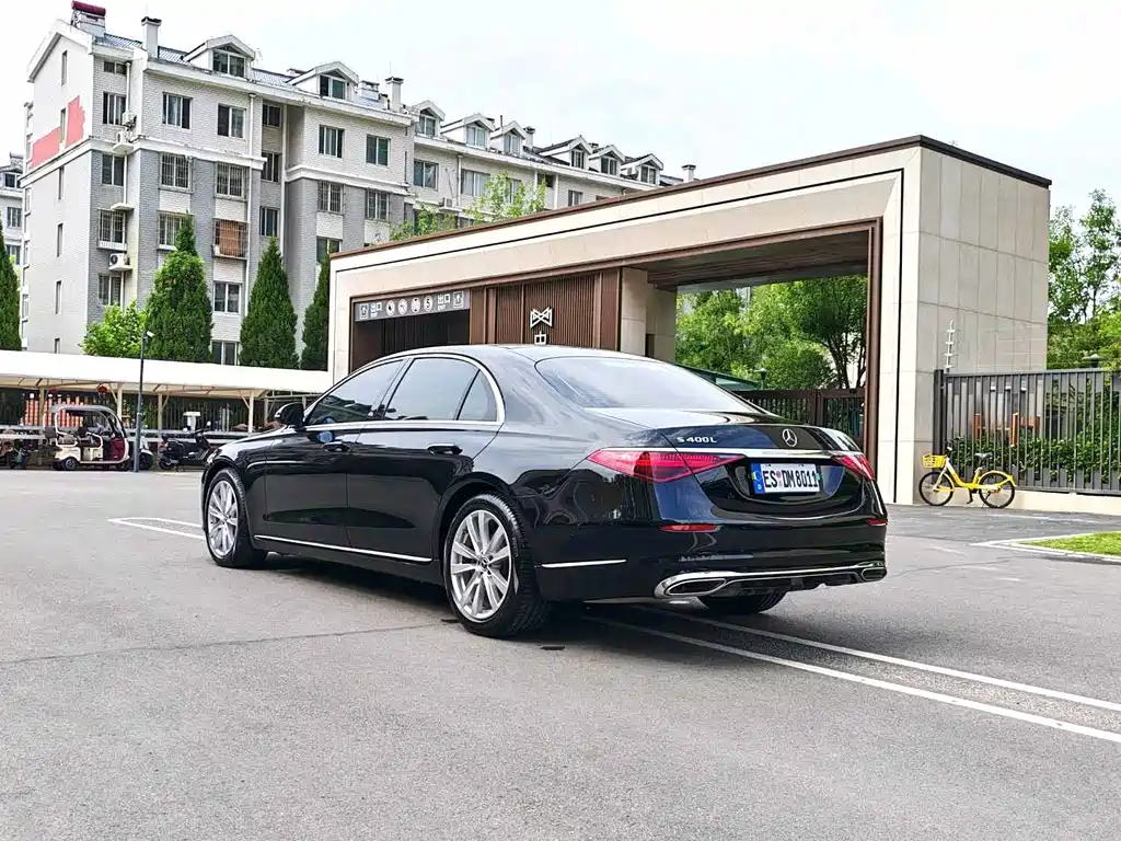 MERCEDES-BENZ S CLASS