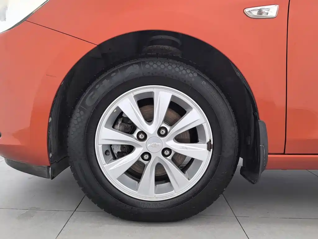Chevrolet Sail — миниатюра 17