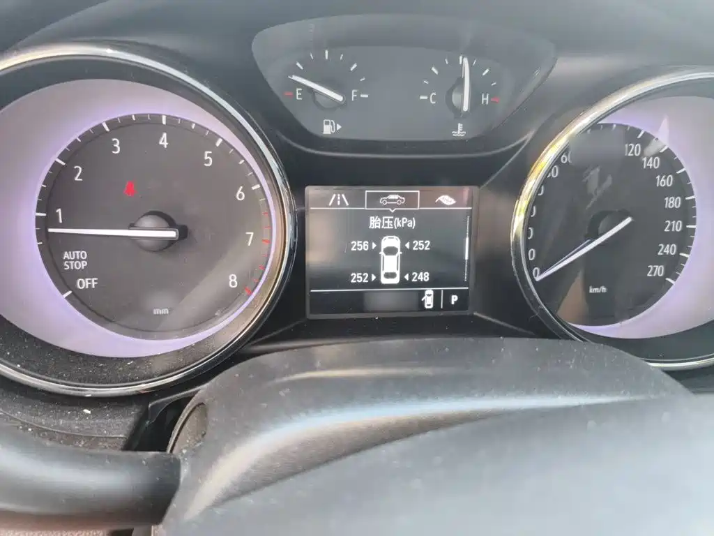 Buick Verano — миниатюра 4