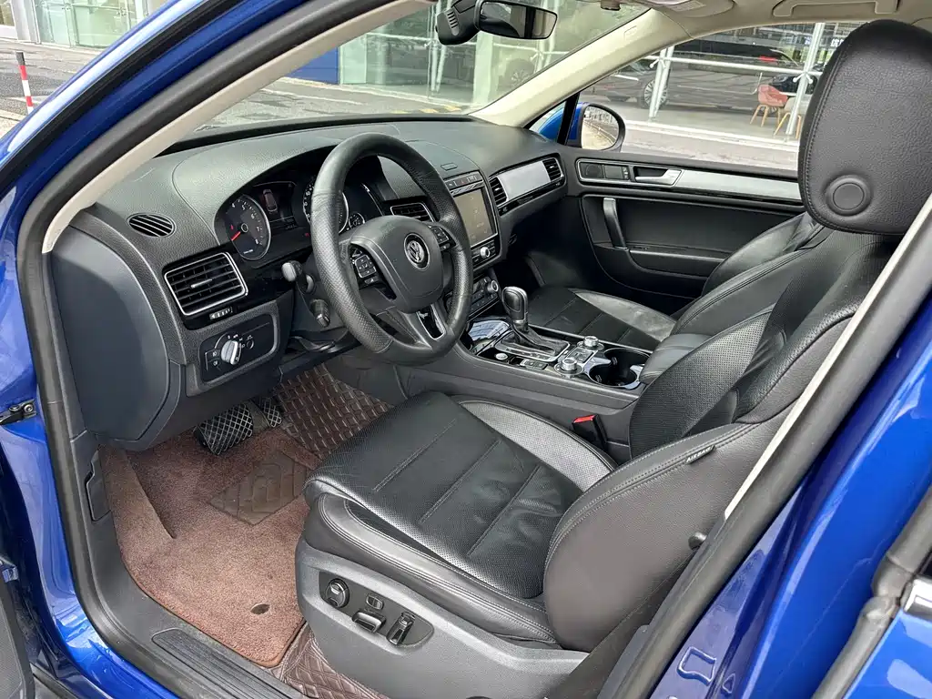 Volkswagen Touareg — миниатюра 19