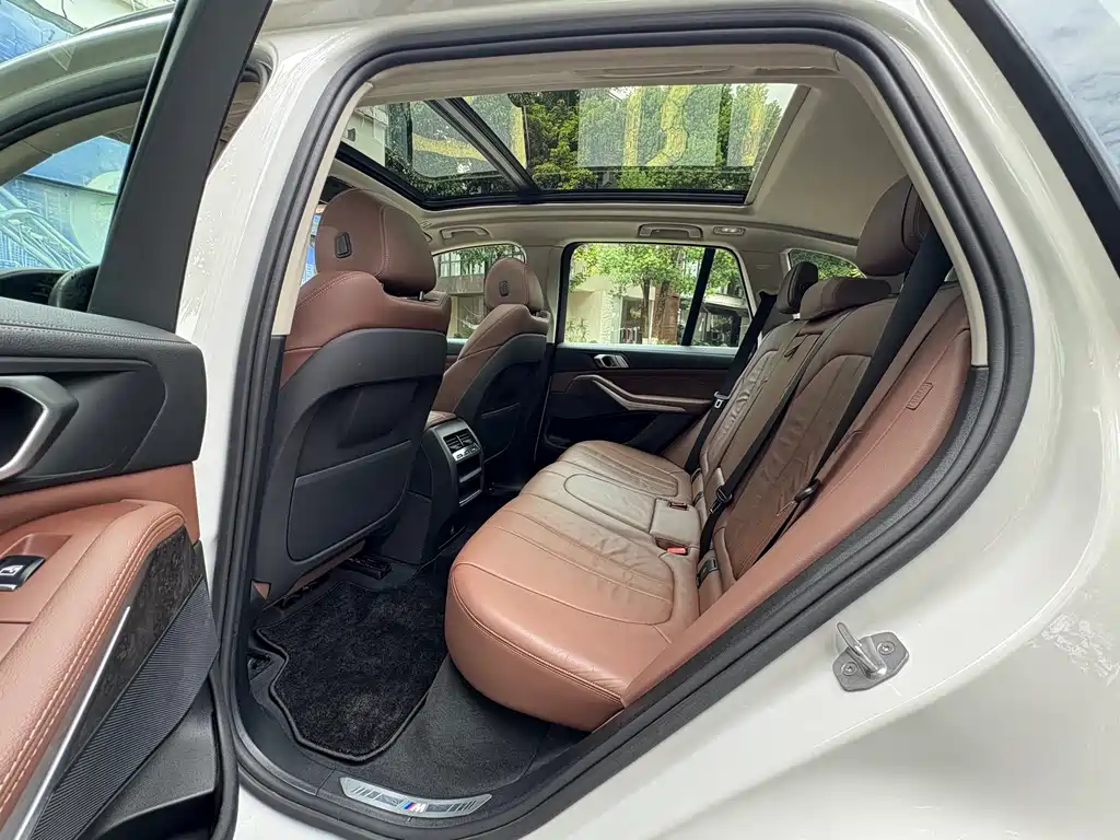 BMW X5 (Import) — миниатюра 9