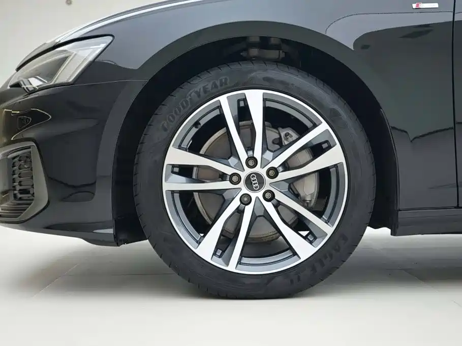Audi A6L — миниатюра 16