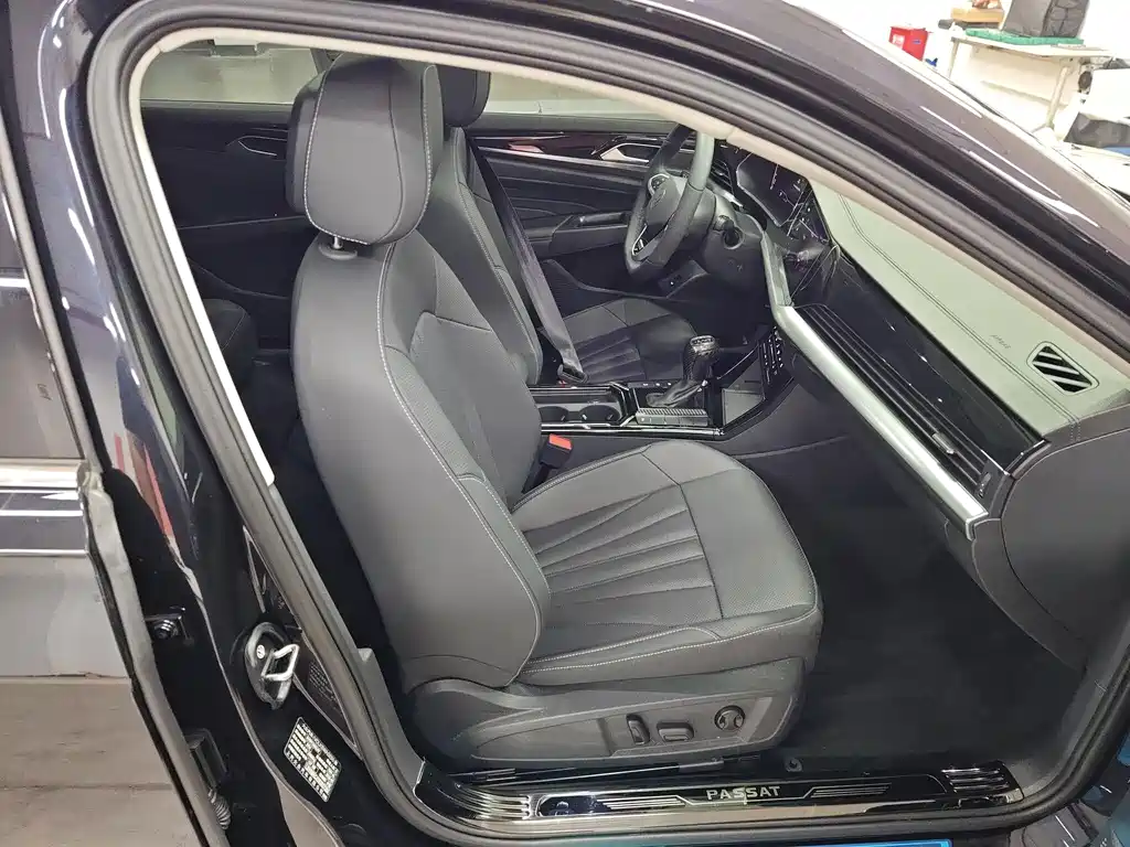 Volkswagen Passat — миниатюра 10