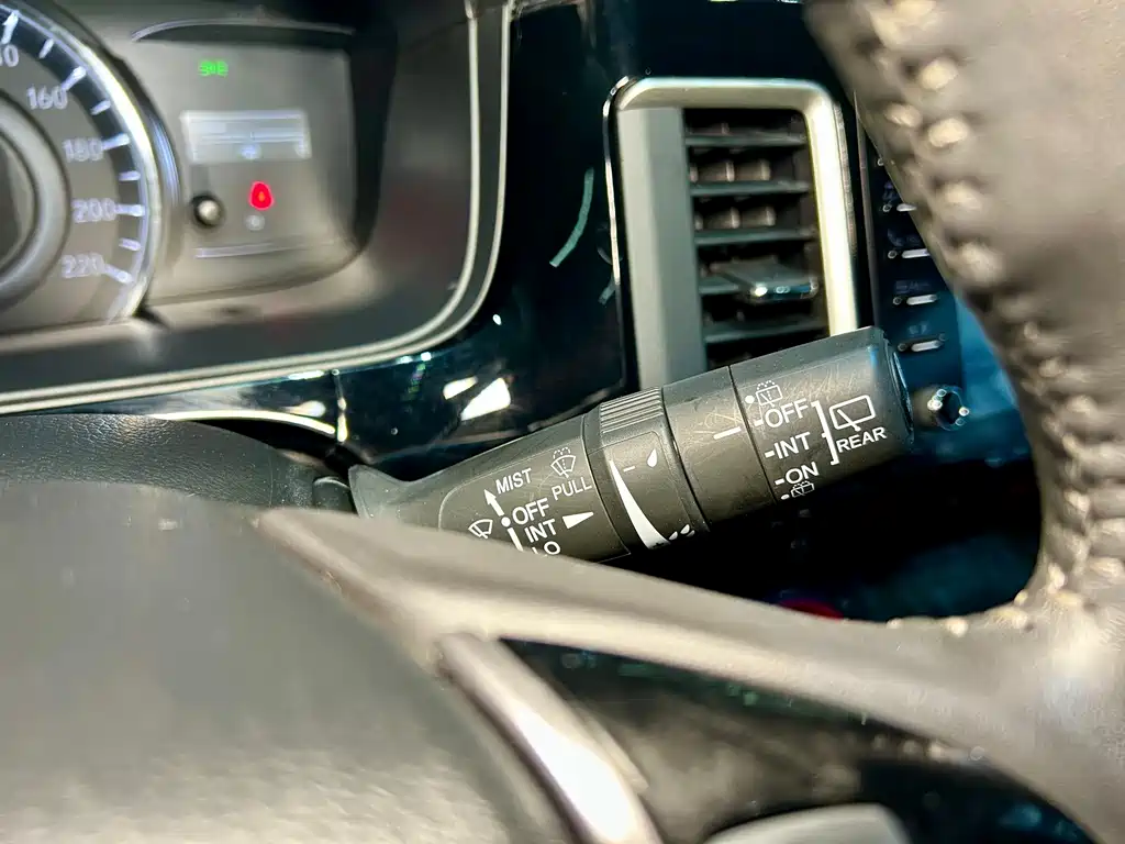 Honda Elysion 2.0L Hybrid Supreme Edition, фото 15