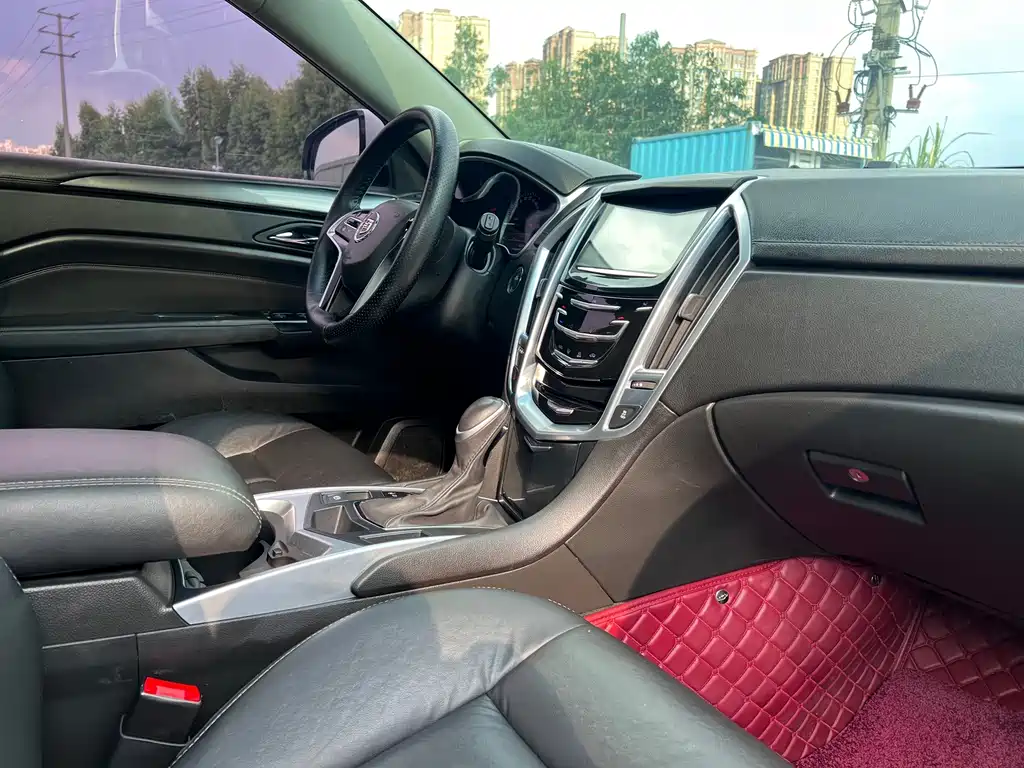 Cadillac SRX — миниатюра 16