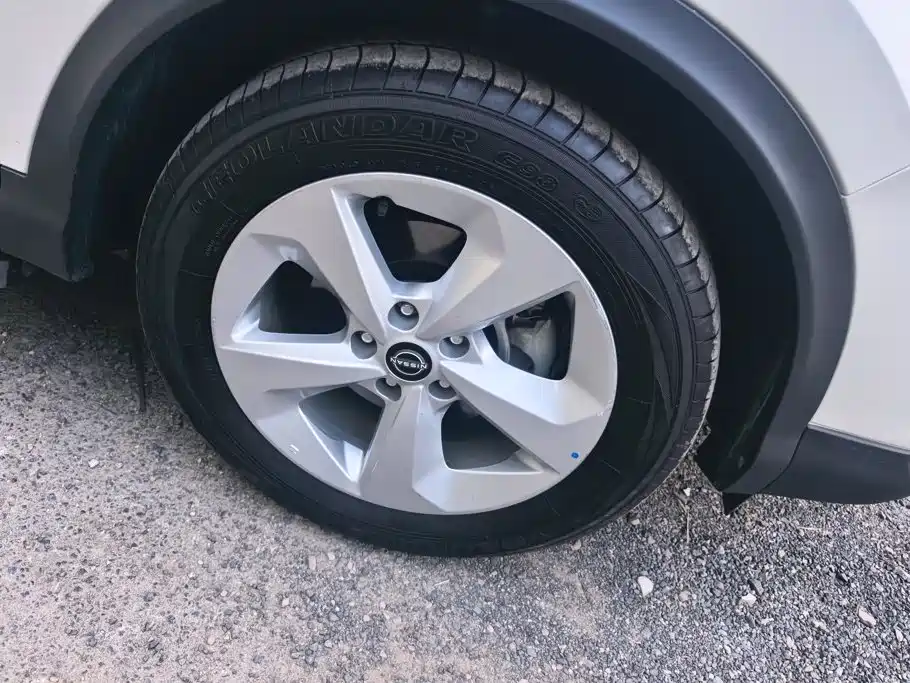 Nissan Qashqai — миниатюра 6