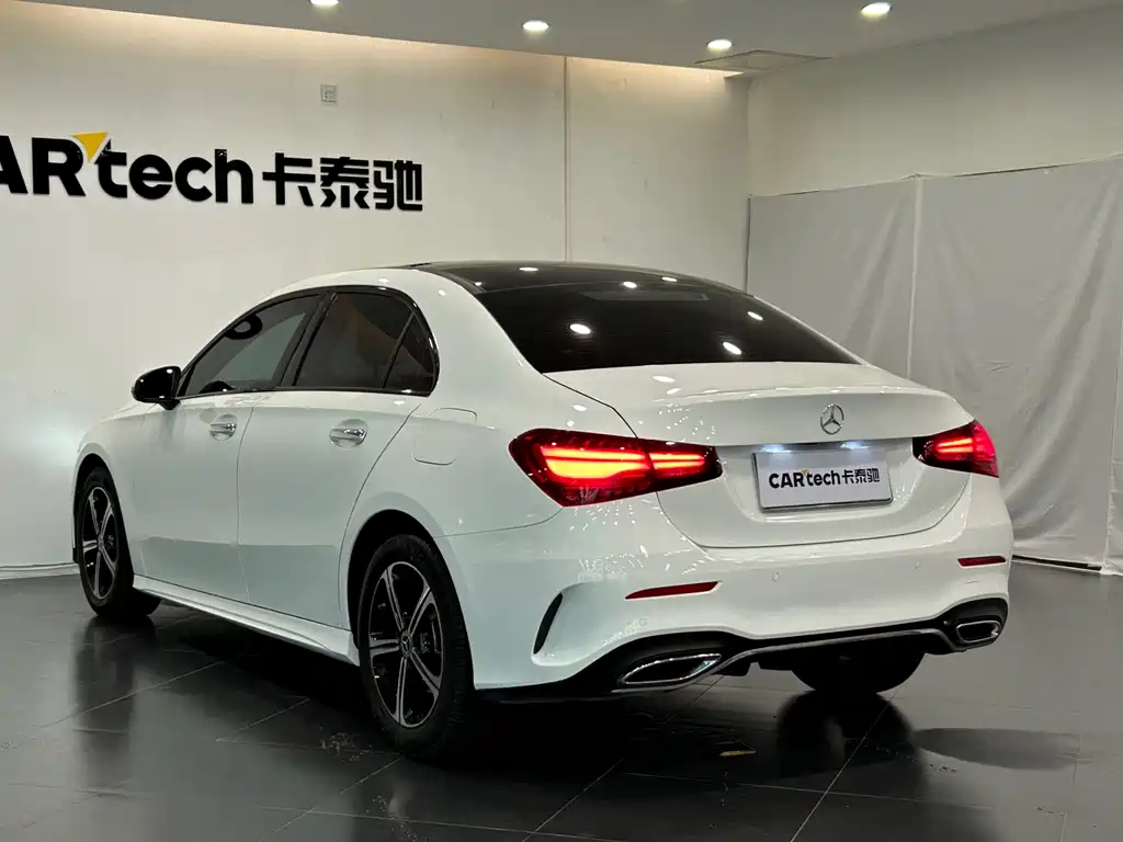 Mercedes-Benz A-Class A 2023 A 200 L Fashion