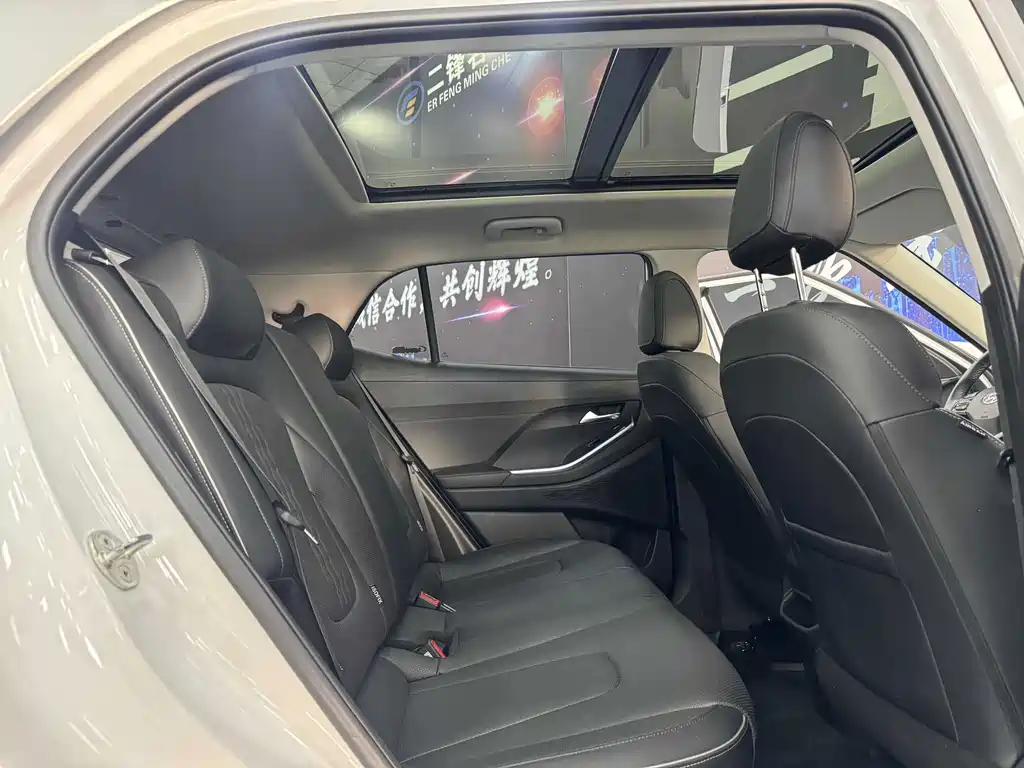 Hyundai ix25 — миниатюра 8
