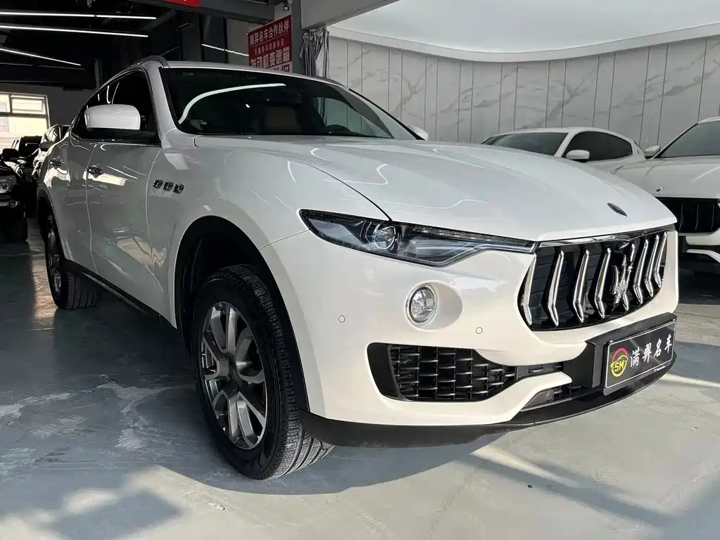 MASERATI LEVANTE