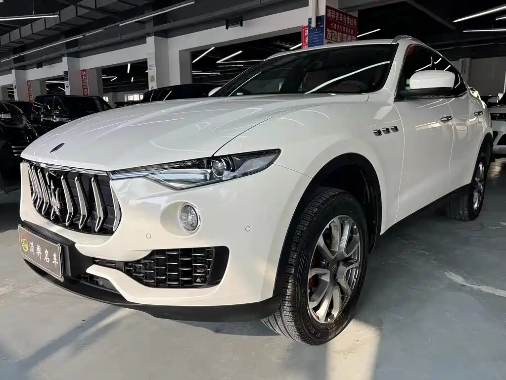MASERATI LEVANTE
