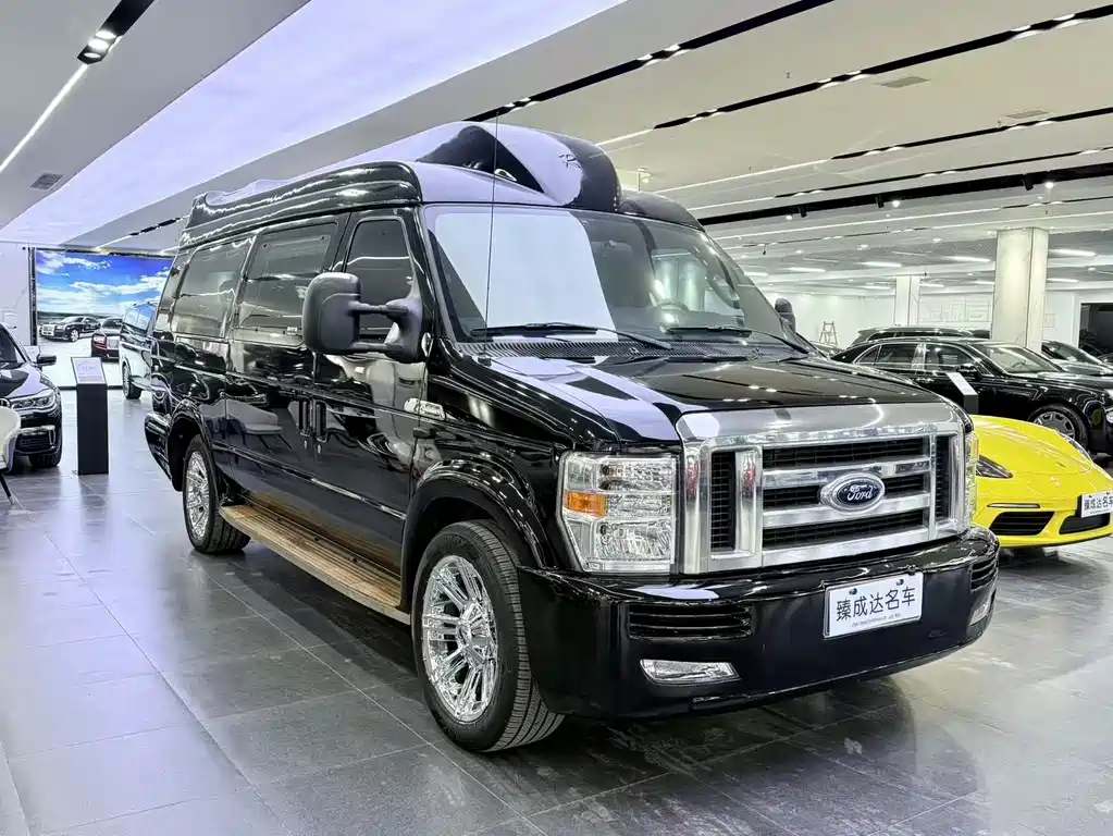 Ford E350 2017 5.4L AT