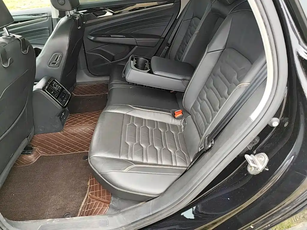 Volkswagen Passat — миниатюра 22
