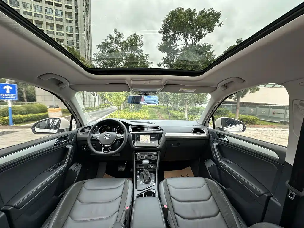 Volkswagen Tiguan L — миниатюра 6