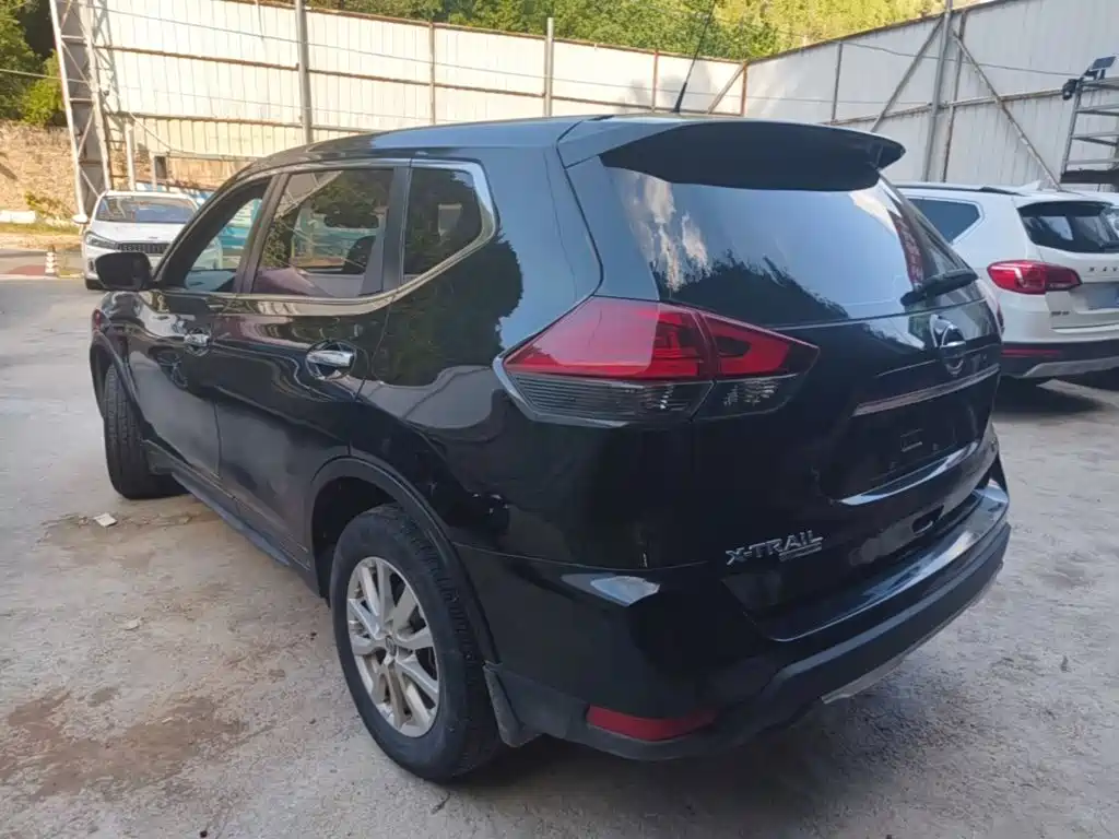 Nissan X-Trail — миниатюра 5
