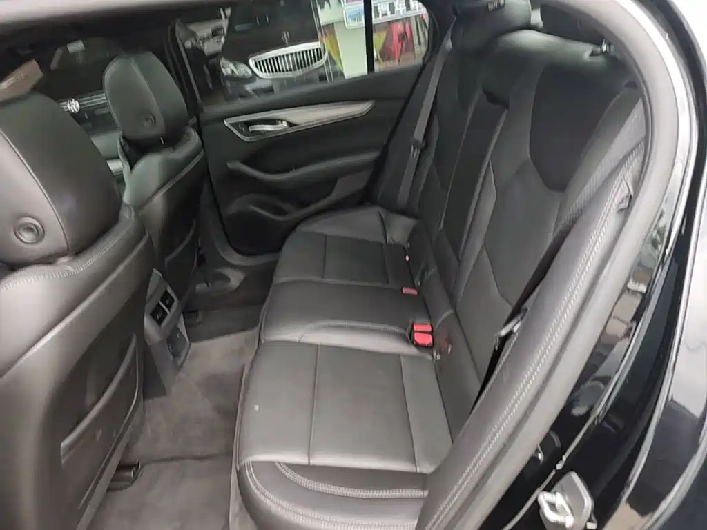 Cadillac CT5 — миниатюра 17