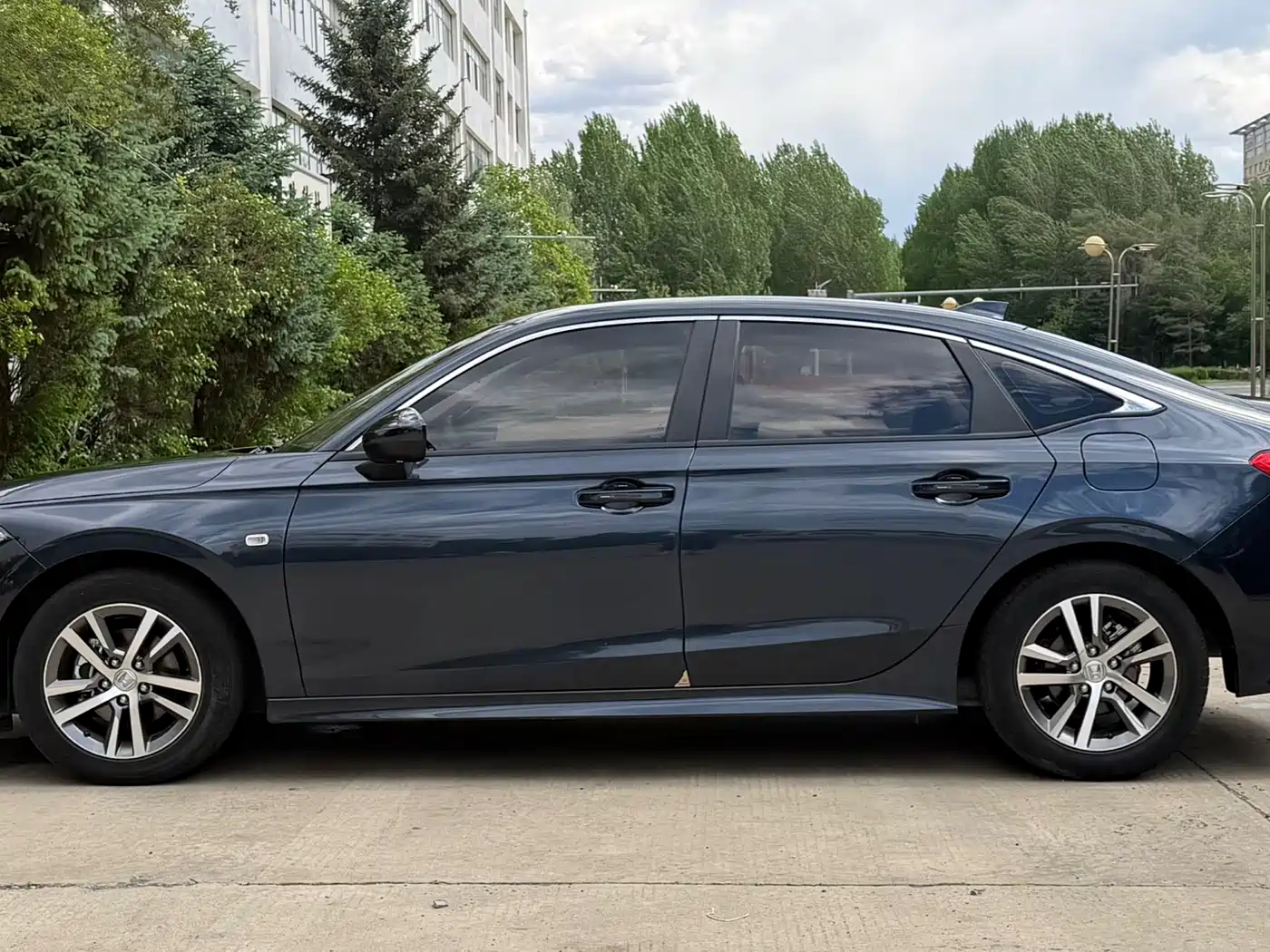 Honda Civic id 4654521 из Китая 7
