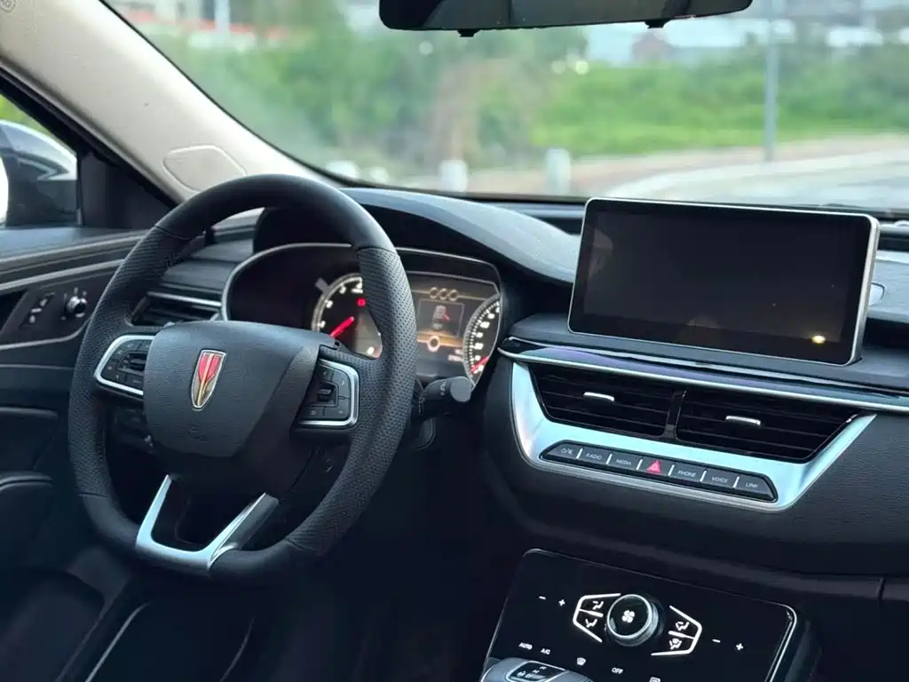 Hongqi Hongqi H5 — миниатюра 5