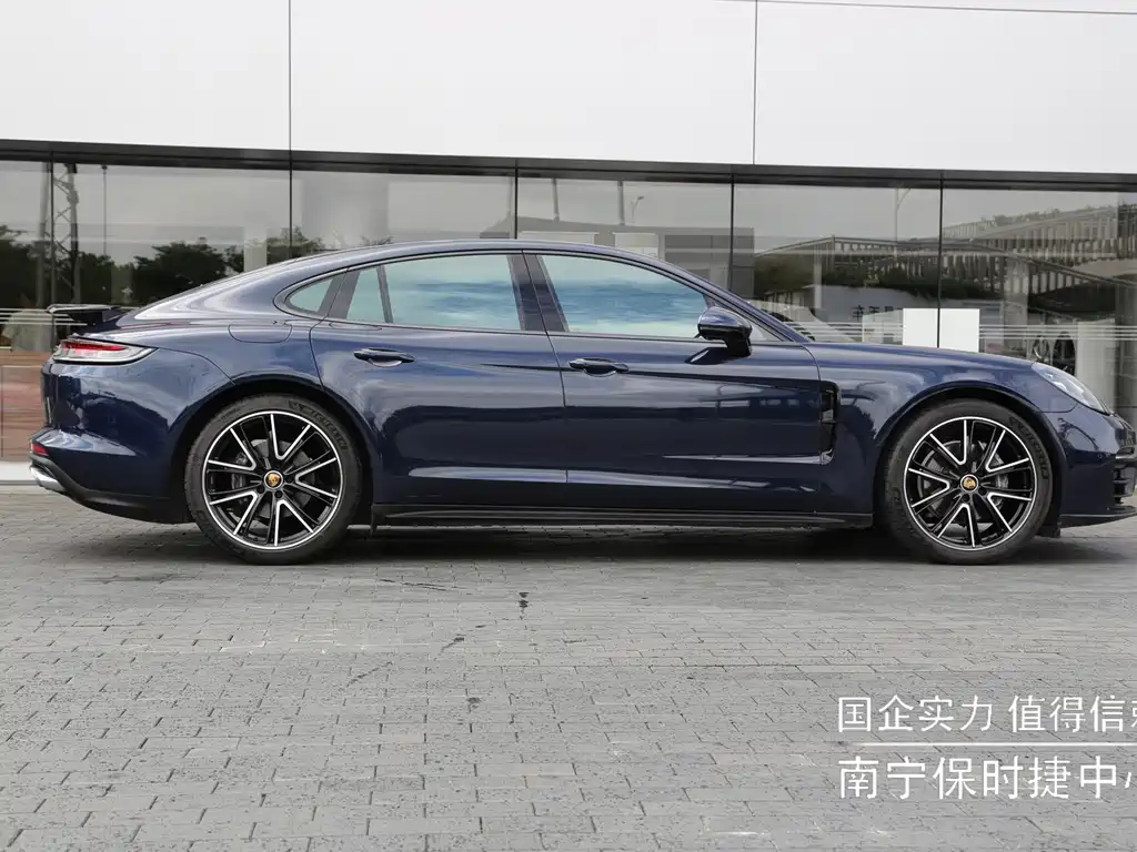 Porsche Panamera — миниатюра 6